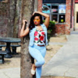 Meet your Posher, Madelin